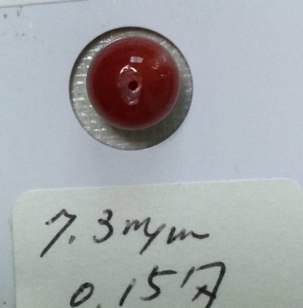 天然血赤珊瑚 サンゴ コーラル ルース 丸玉　片穴7.3mm