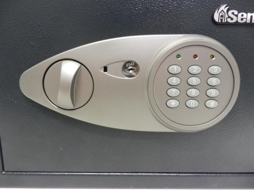Sentry Safe X055 金庫 テンキータイプ 据置型保管庫
