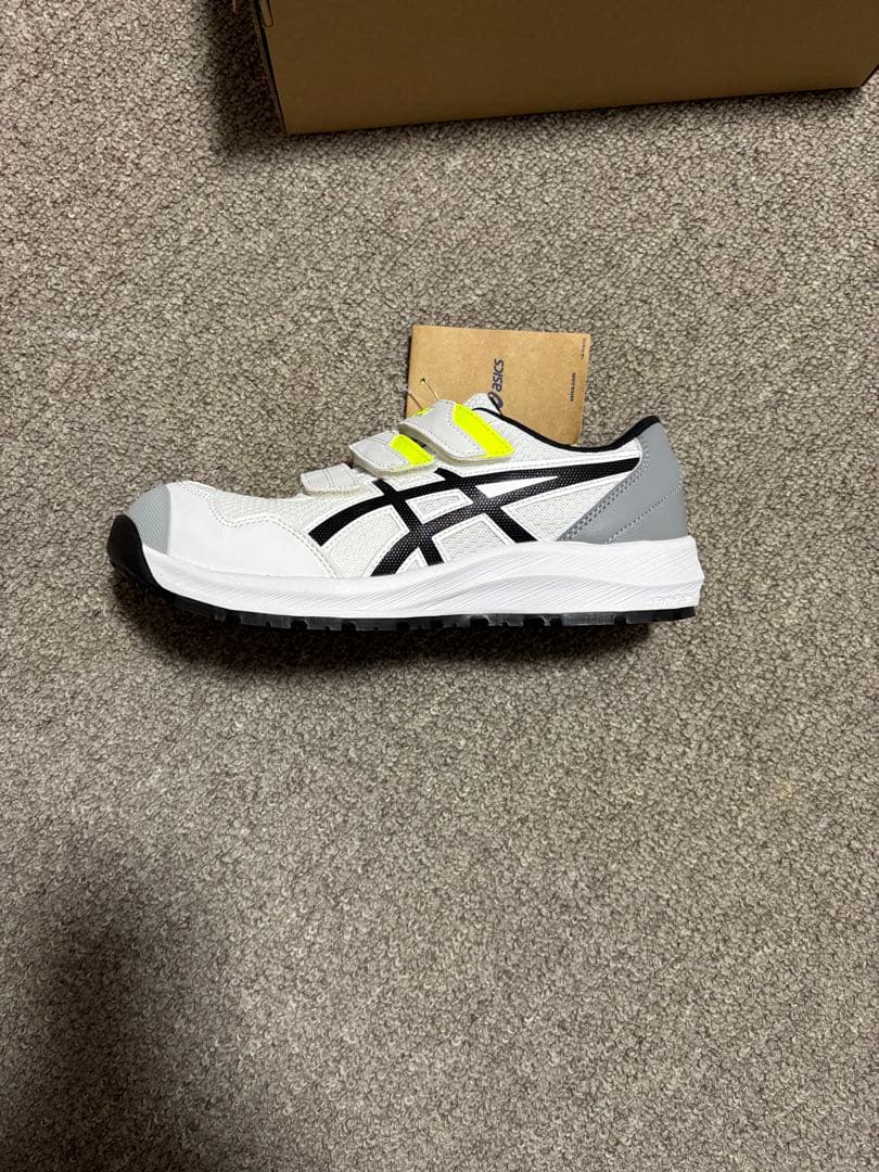 安全靴ASICS WINJOB CP215 ホワイト/ブラック 23.5cm新品
