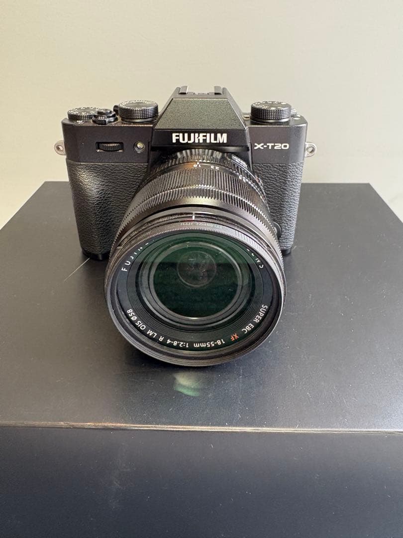 極美品 FUJIFILM X-T20 XFレンズキット 純正グリップ 予備電池3