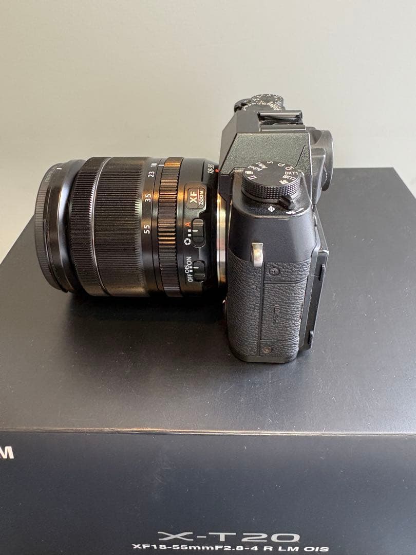 極美品 FUJIFILM X-T20 XFレンズキット 純正グリップ 予備電池3