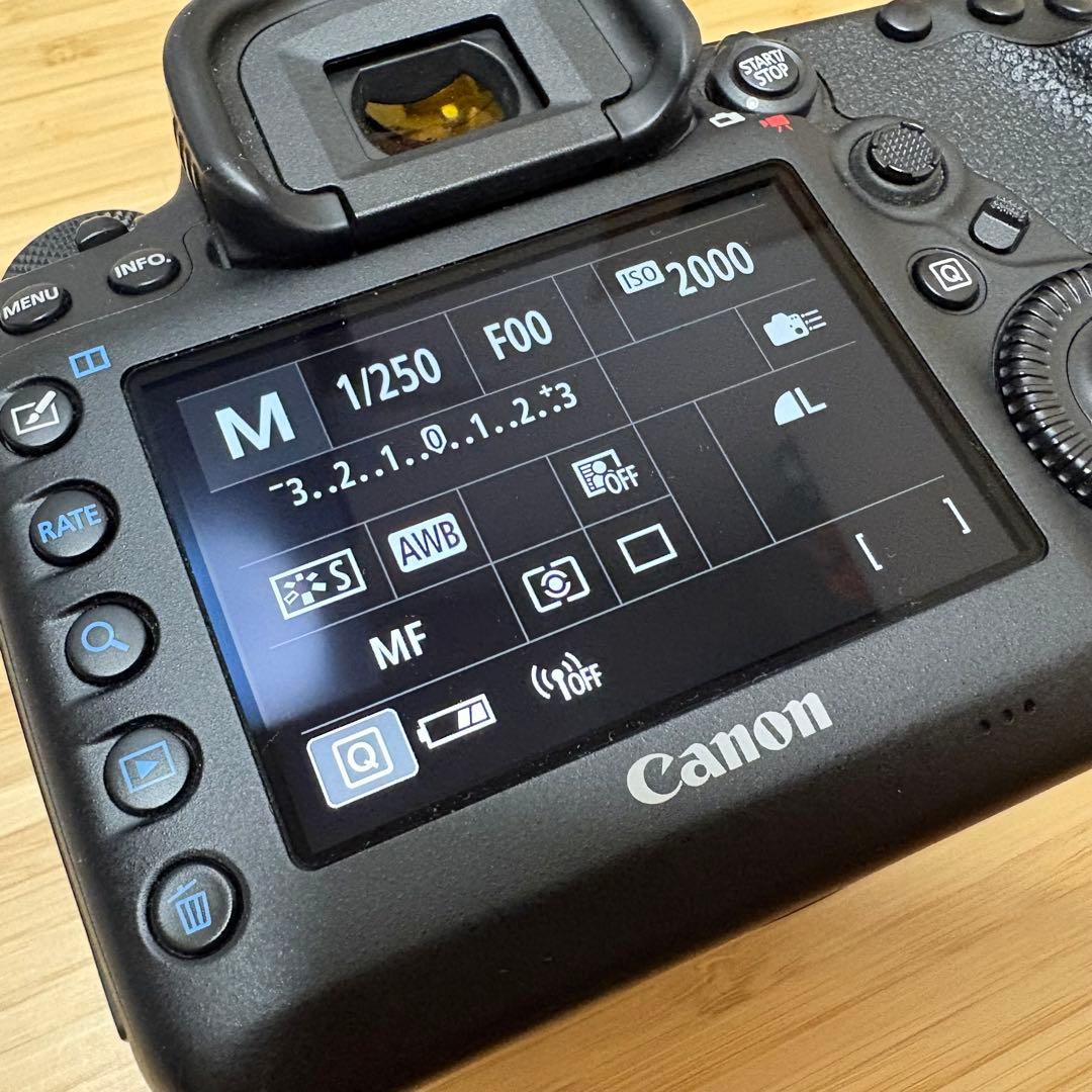 Canon EOS 5D Mark IV 本体
