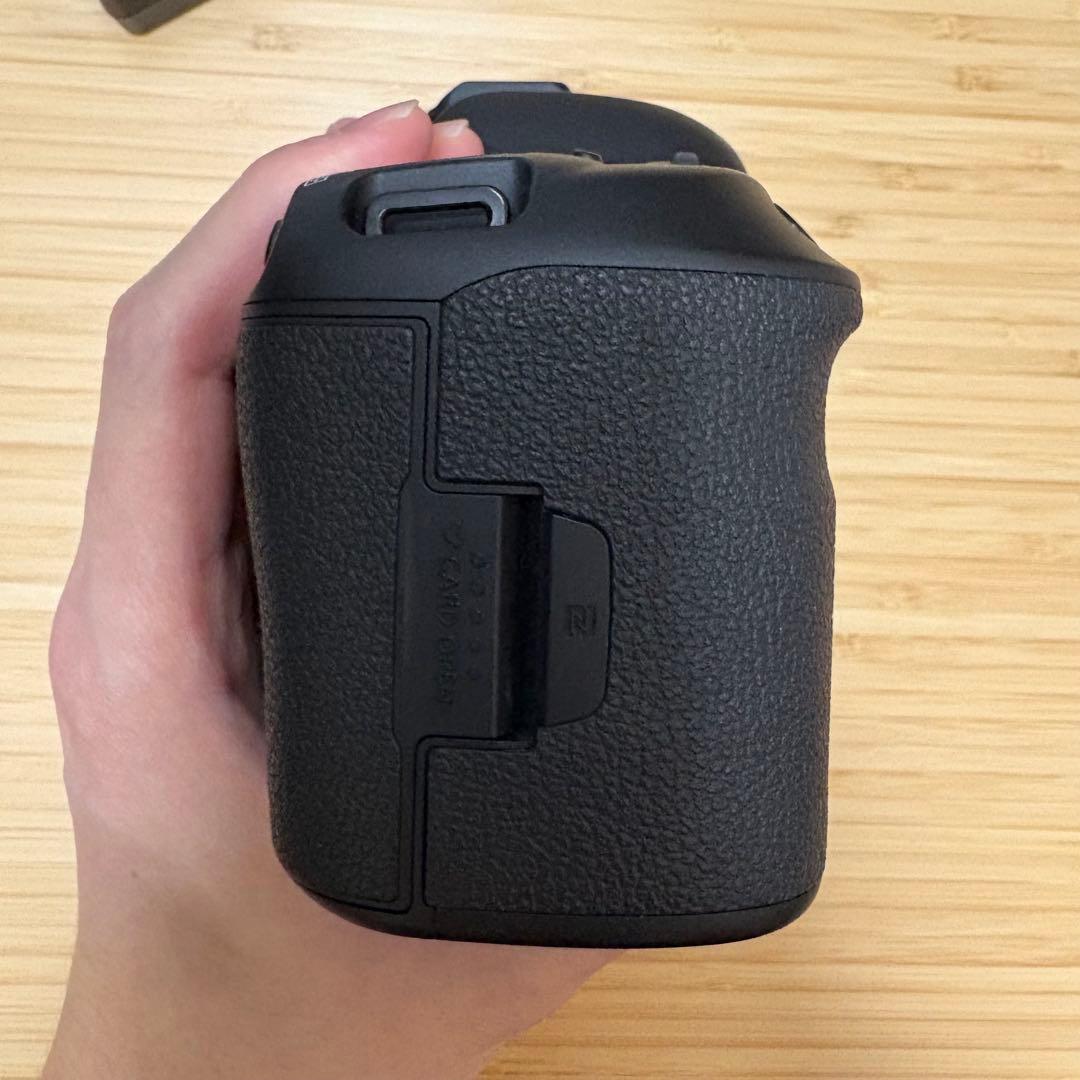 Canon EOS 5D Mark IV 本体