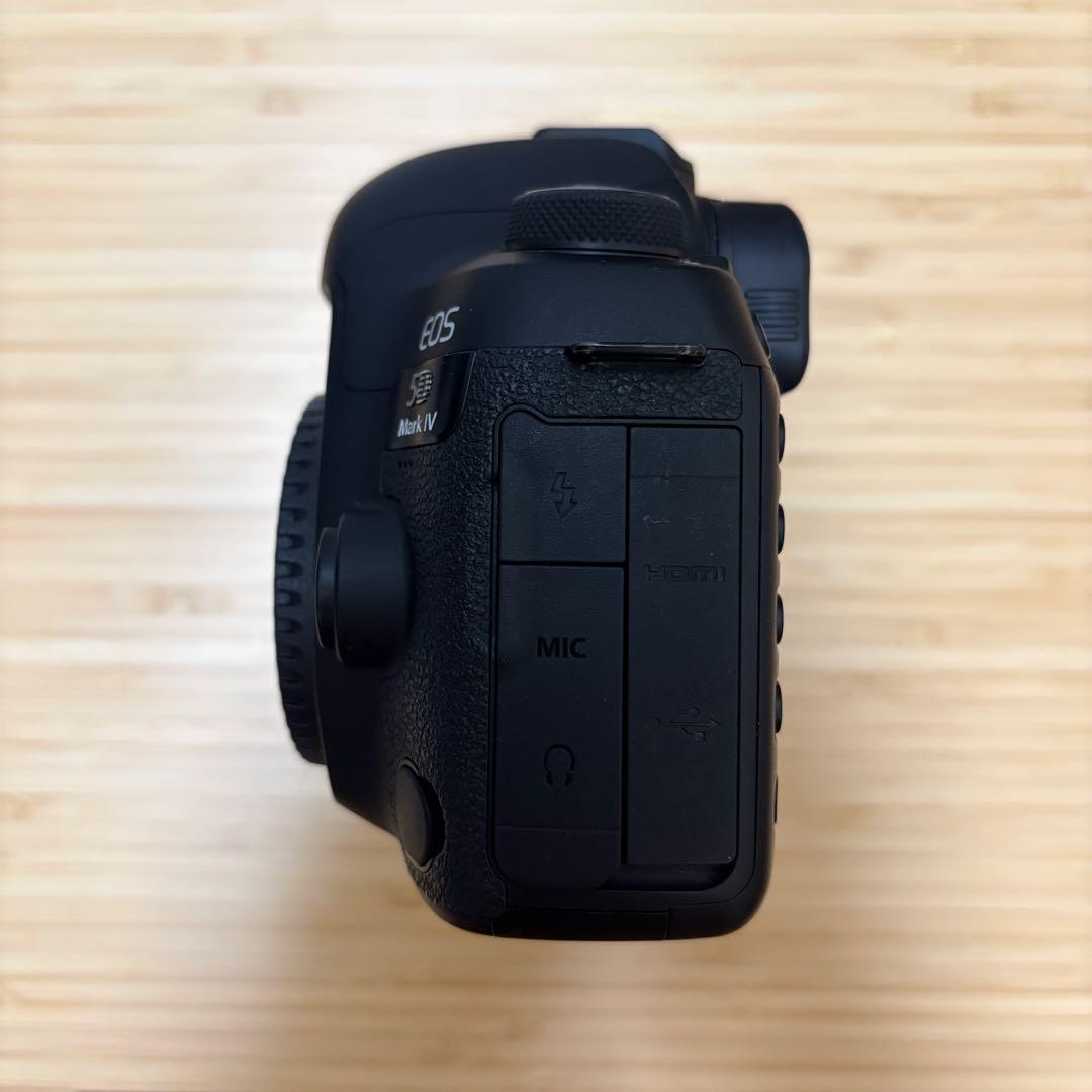 Canon EOS 5D Mark IV 本体