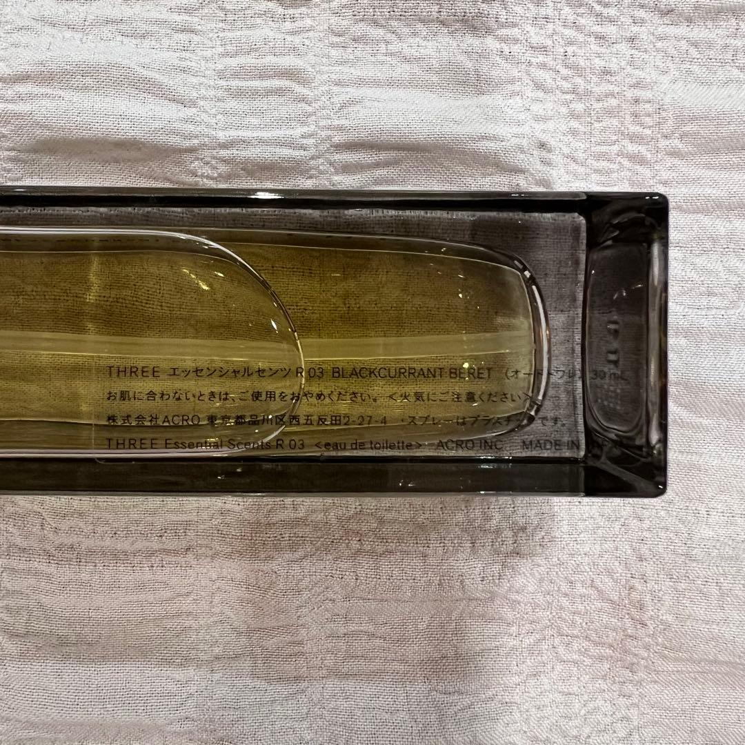 THREE エッセンシャルセンツ R（30mL） 〈果実〉03