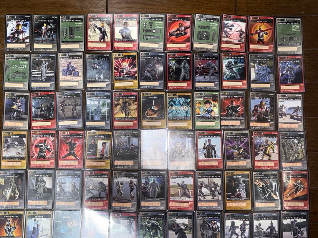 仮面ライダーファイズ カードゲーム カードダス100 キラ含む約１０７枚★乾巧