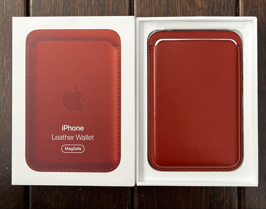 純正品 iPhone Leather Wallet MagSafe対応 ブラウン