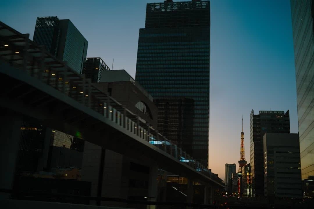Thypoch Simera 35mm F1.4 (ニコンZ用) シルバー