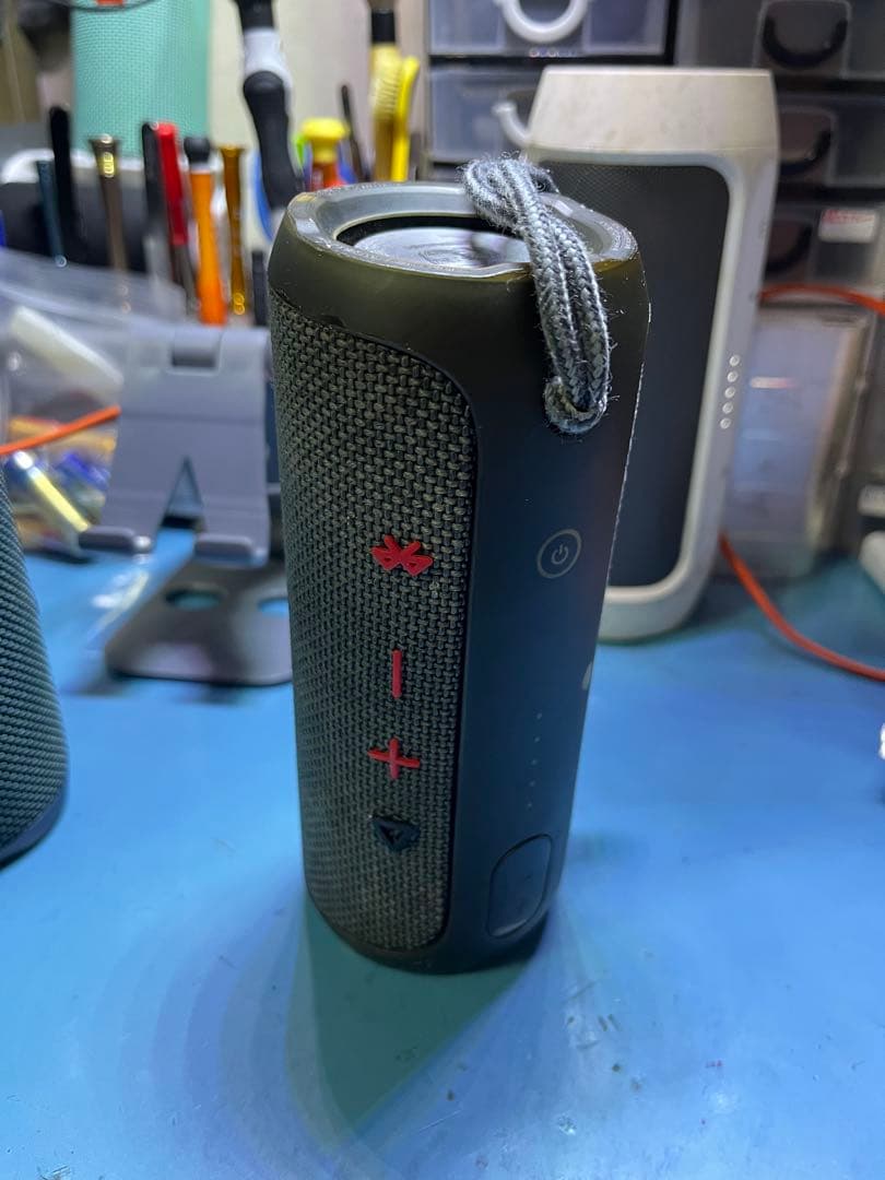 スピーカー・ウーファー JBL FLIP ESSENTIAL 2