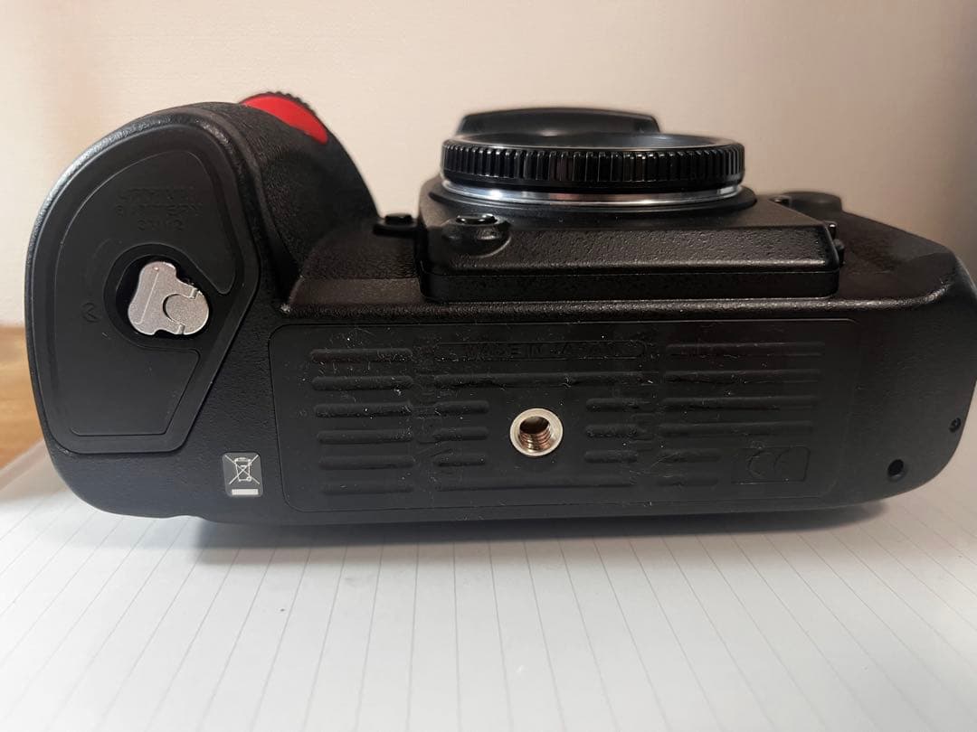 TOMO.S ［美品］Nikon F6 フィルム一眼レフカメラ