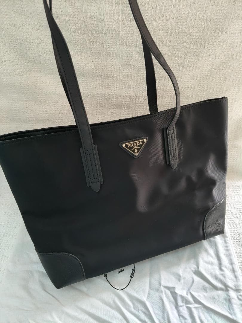 美品/トートバッグ☆ レディース 黒 ポーチ 人気　かごバッグ