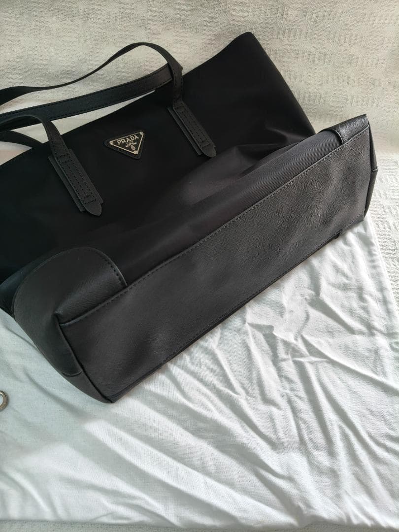 美品/トートバッグ☆ レディース 黒 ポーチ 人気　かごバッグ