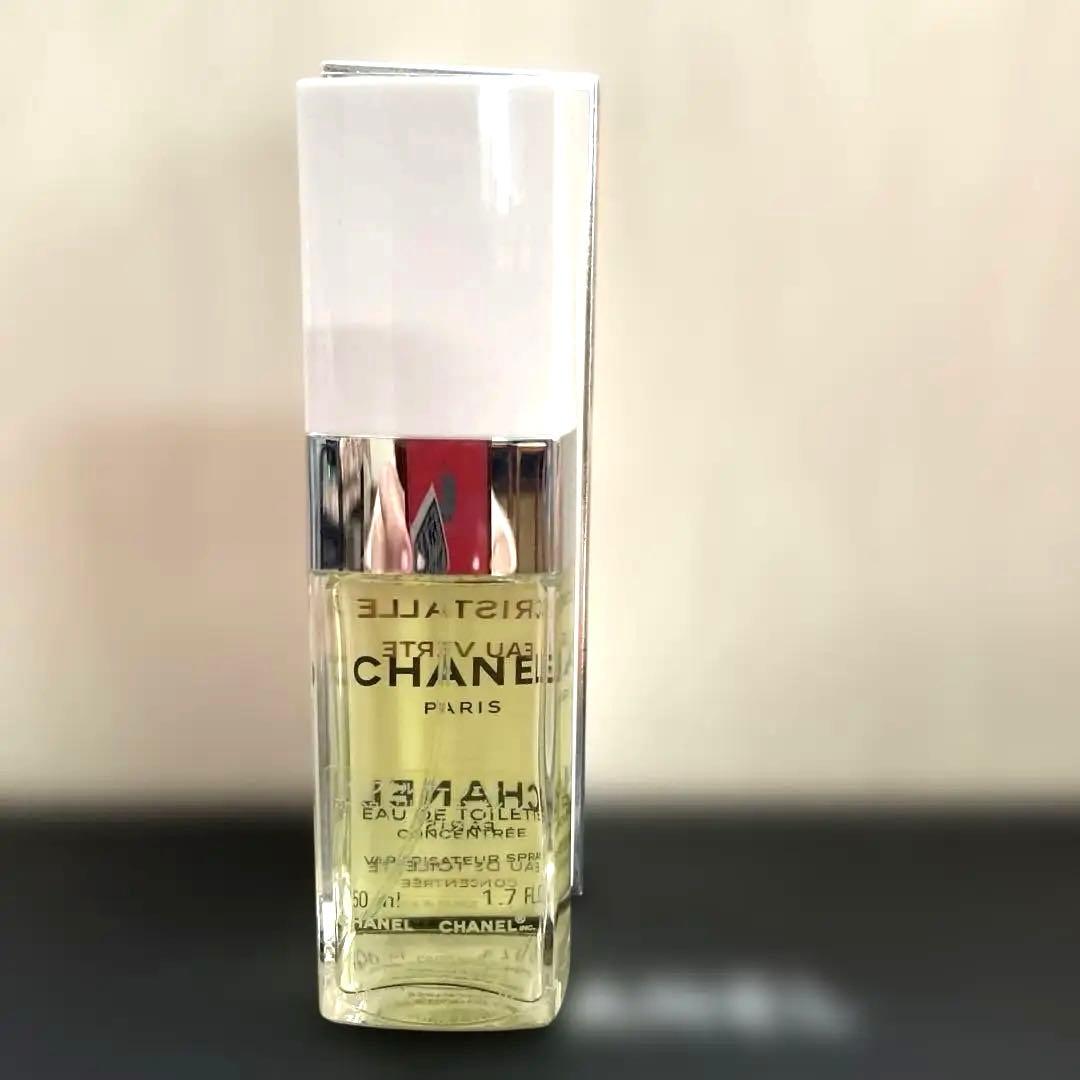 シャネル クリスタル オーヴェルト EDT 箱付き 50ml