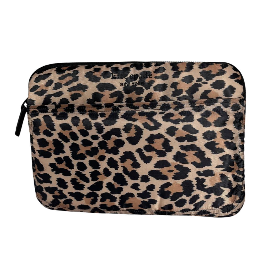 美品　Kate Spade PCケース　レオパード柄　16インチ　ケイトスペード