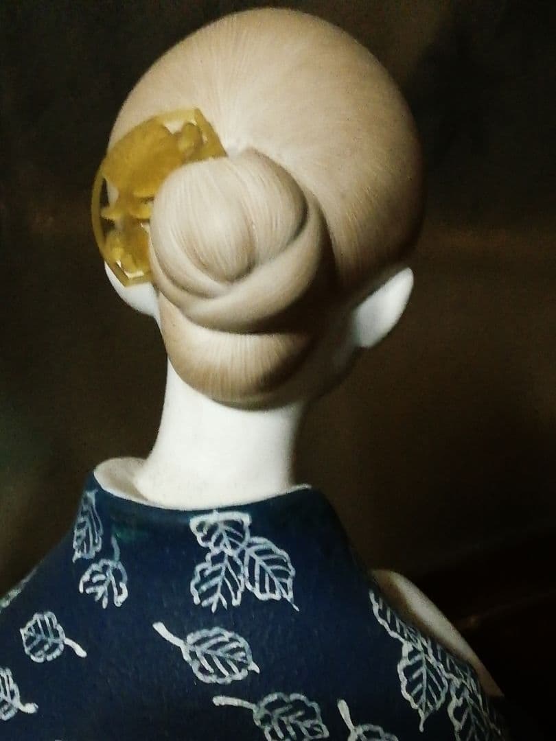 【博多人形】 一流作家中ノ子富貴子作 ! !/ 通産産業大臣指定