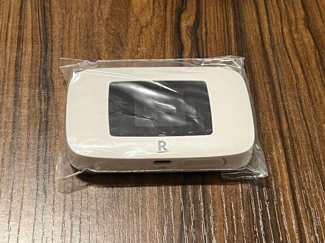 Rakuten WiFi Pocket モバイルルーター
