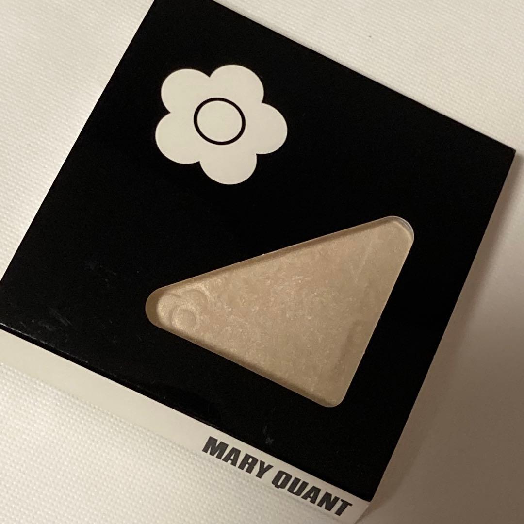 MARYQUANT アイオープナー　アイシャドウ