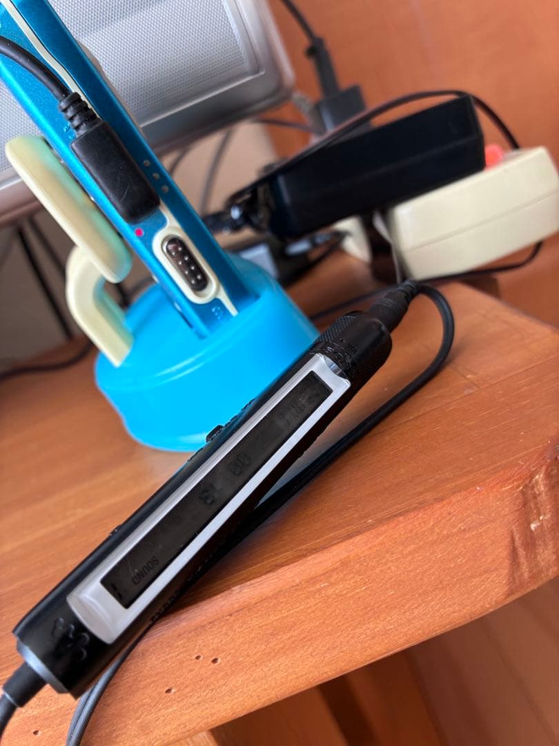 SONY MD WALKMAN MZ-E30 ★単三電池ケース付属(ガム電池無し