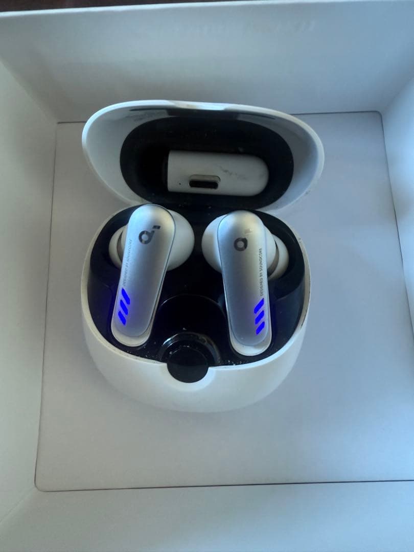 イヤホン SoundCore WIRELESS VR EARBUDS P10
