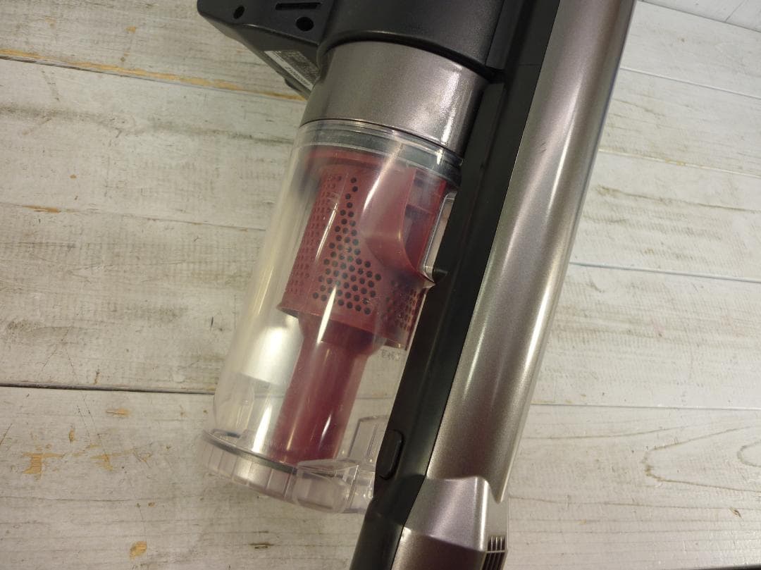 アイリスオーヤマ　充電式サイクロンスティッククリーナー USED　T20265