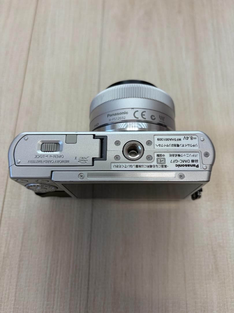 【極美品】LUMIX DMC-GF7W ダブルレンズキット シャッター2331回