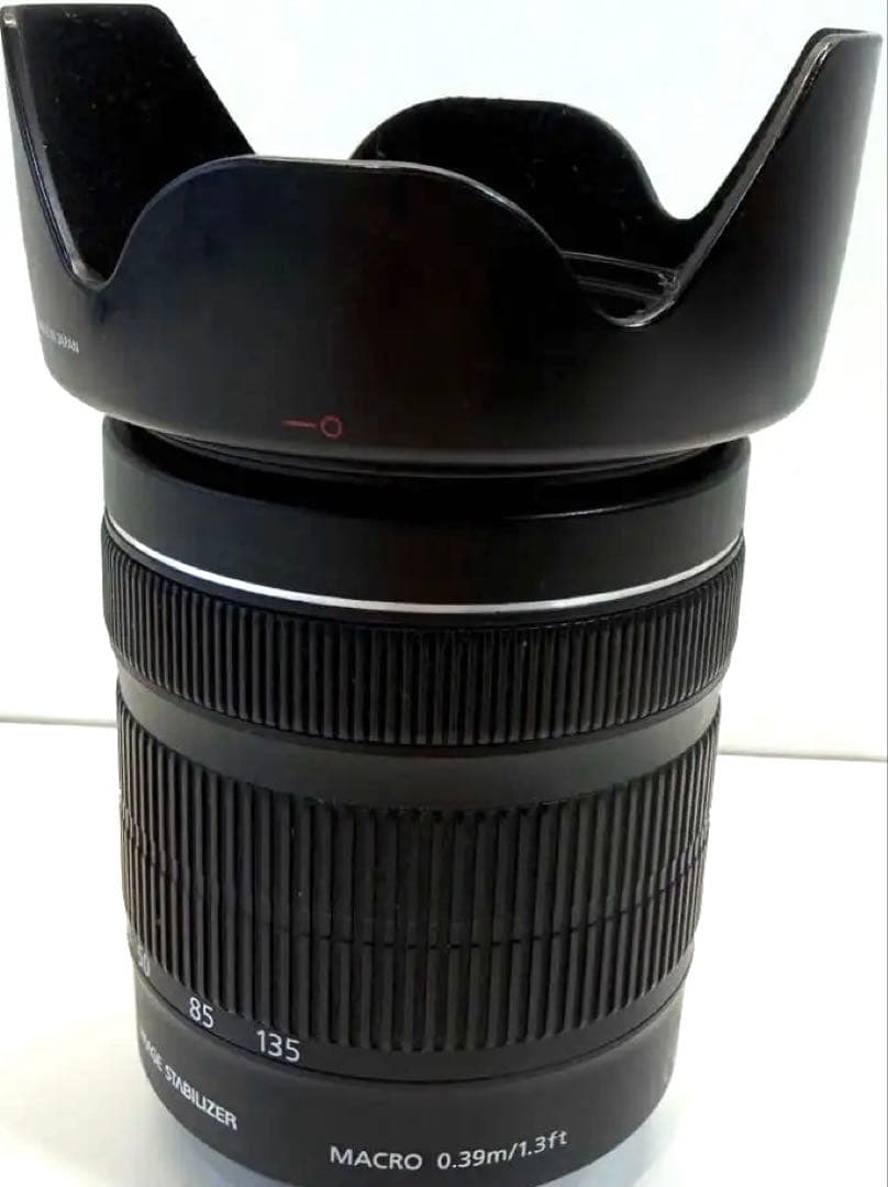 【美品】Canon EF-S 18-135mm F3.5-5.6 　ズームレンズ