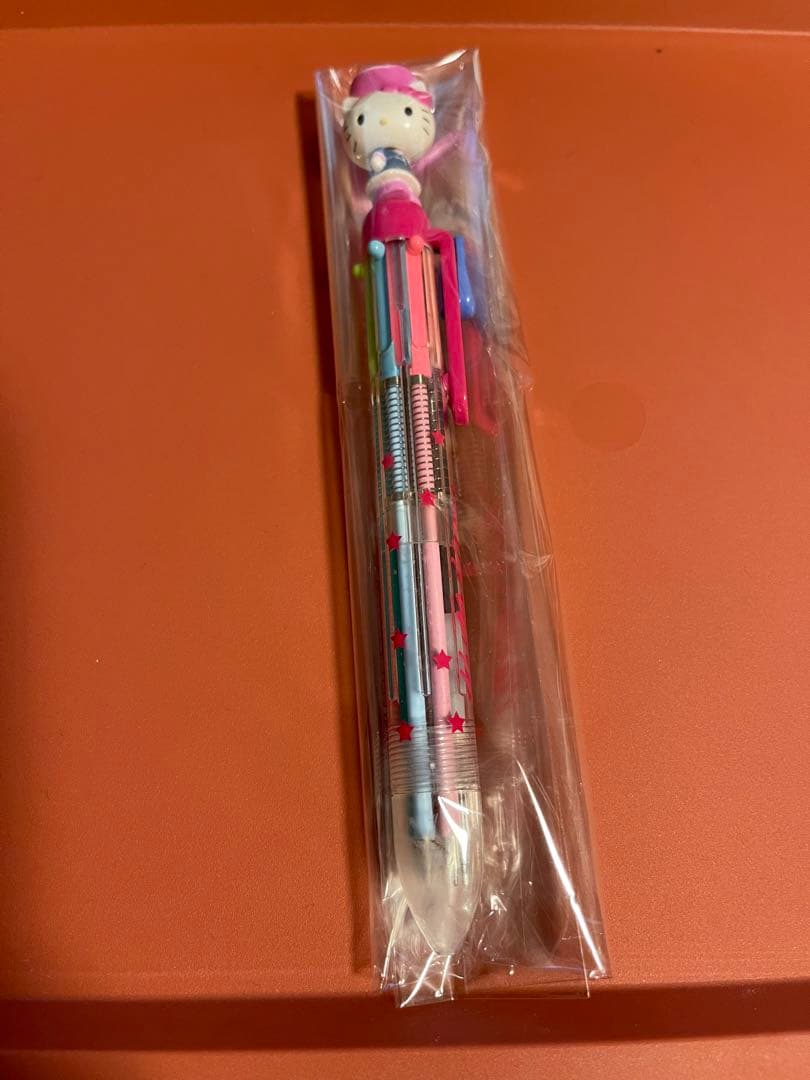 ハローキティ　マスコット　ボールペンusj5色＋シャーペン付き