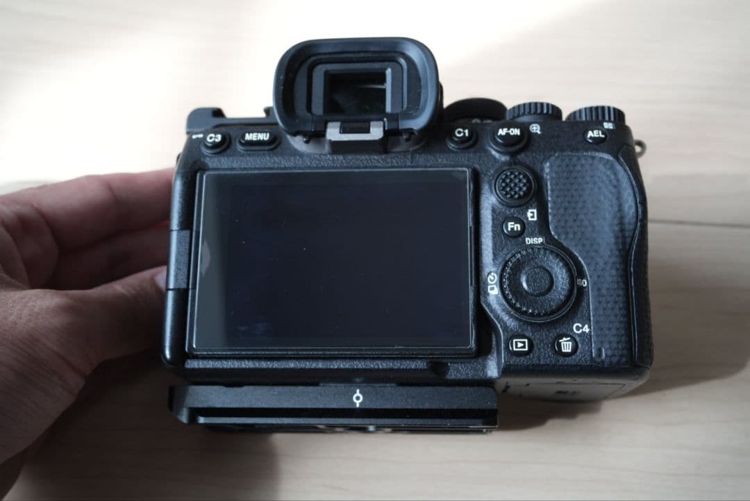 SONY α7IV TAMRON 28-200mm Rig スキンシール貼付