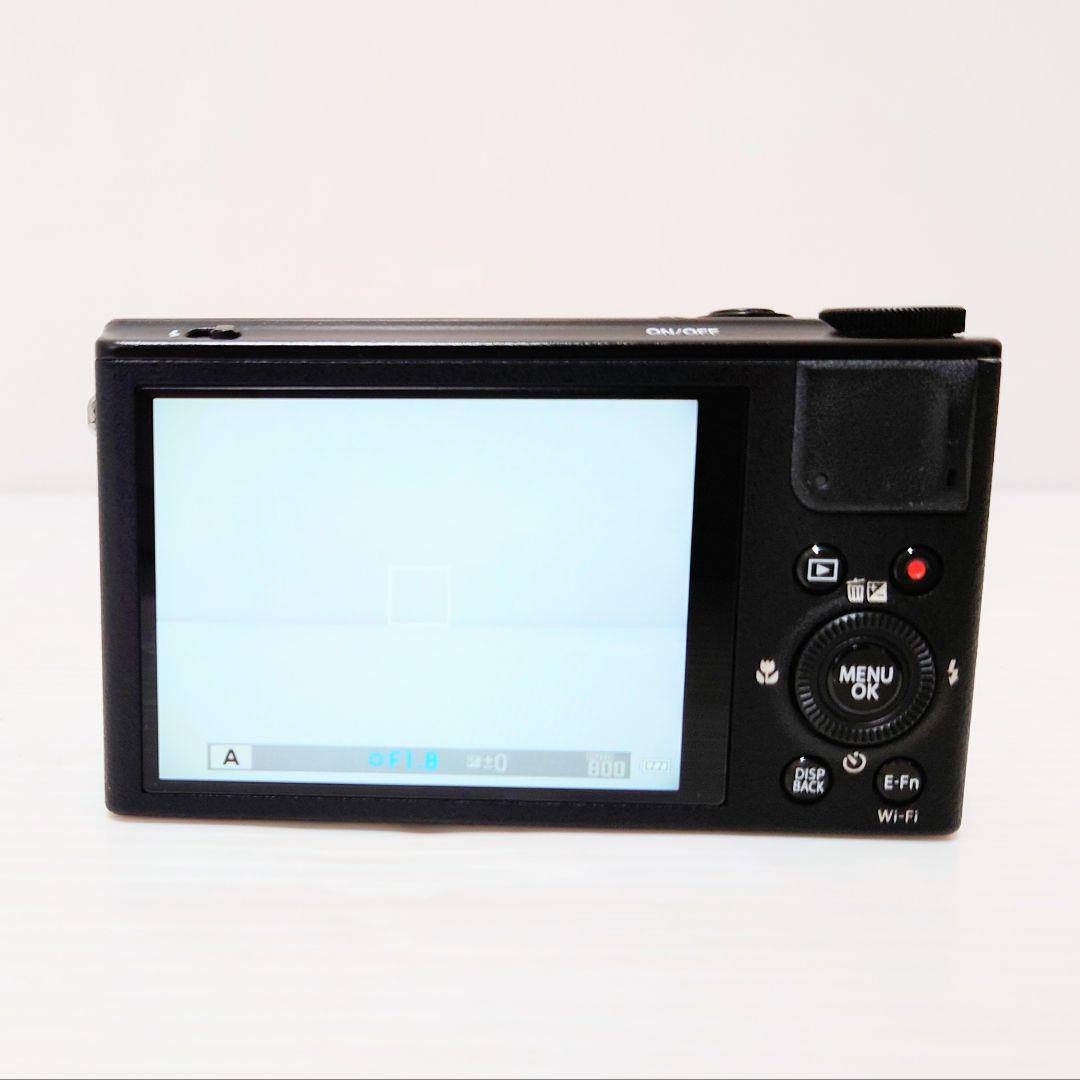 美品　Fujifilm XQ1 コンパクトデジタルカメラ