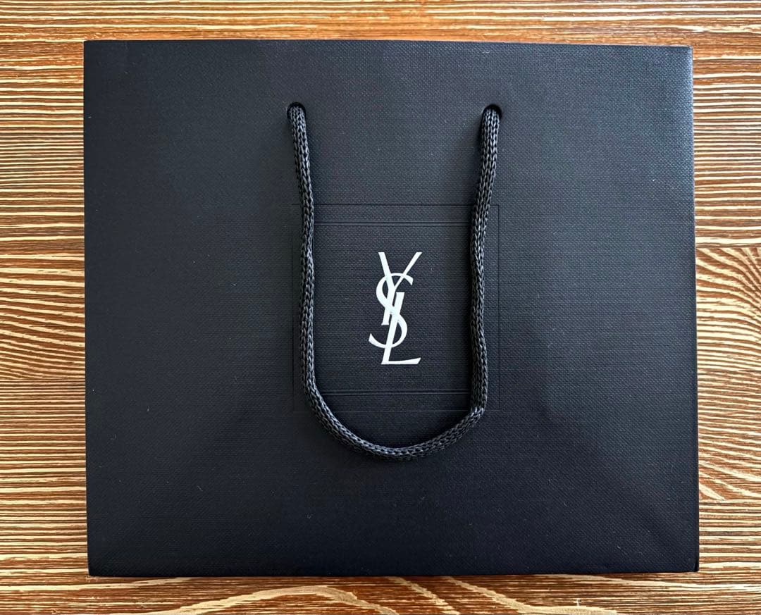 YSL イヴ・サンローラン　リブレ オーデパルファム リブレフローラル 新品