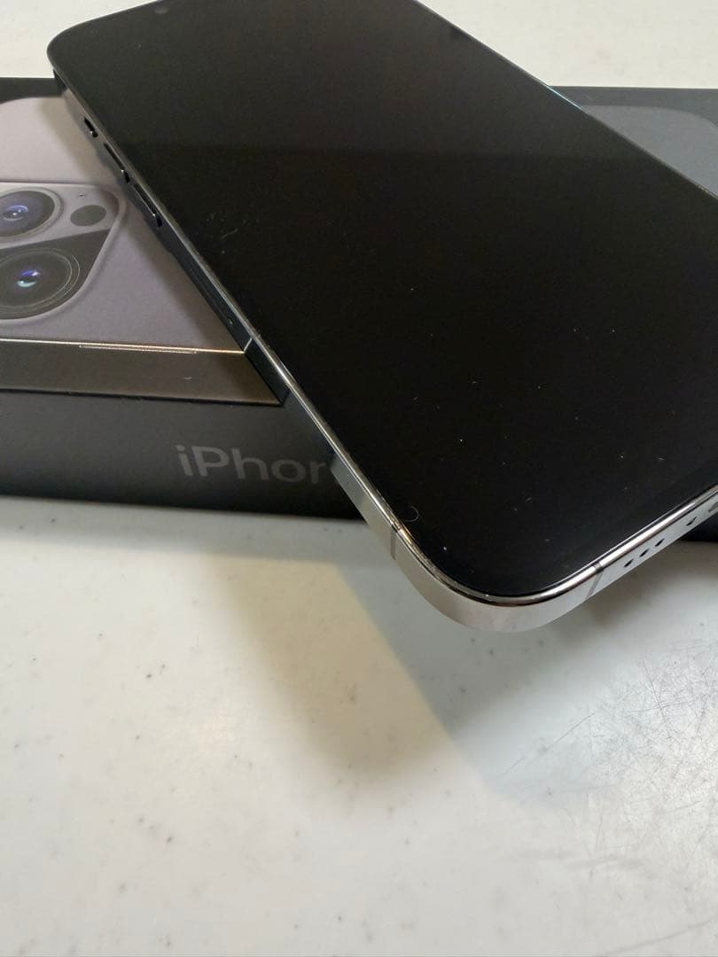 【美品】iPhone 13 Pro 256GB グラファイト SIMフリー
