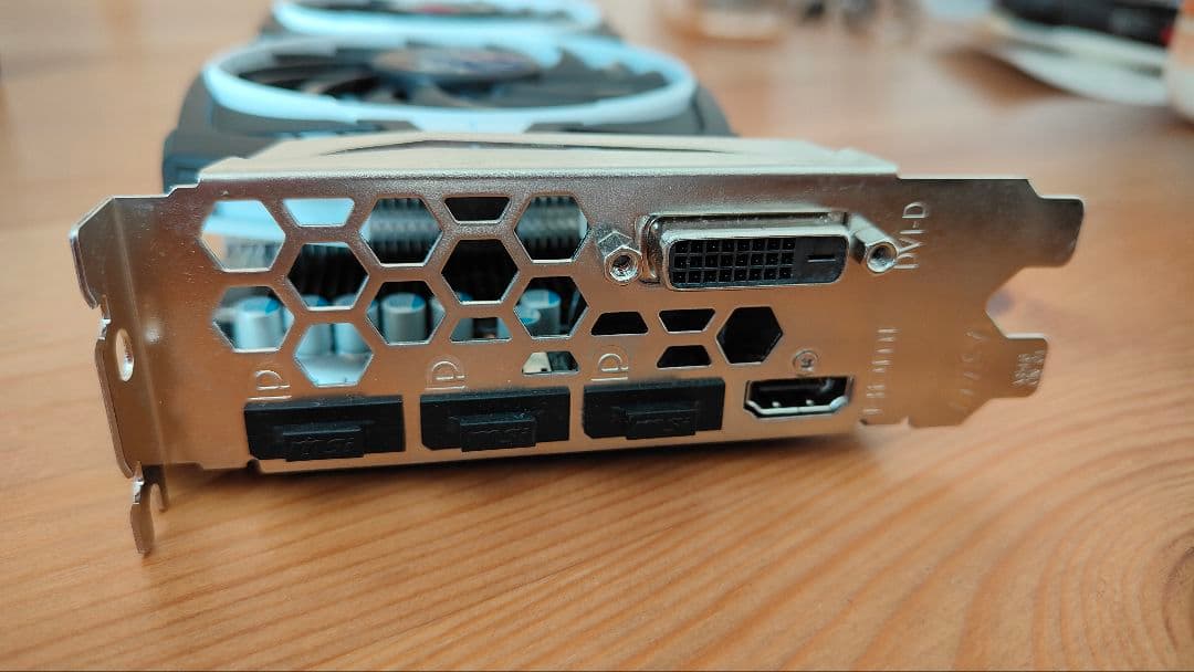 MSI Radeon RX570 8GB ARMOR デュアルファン