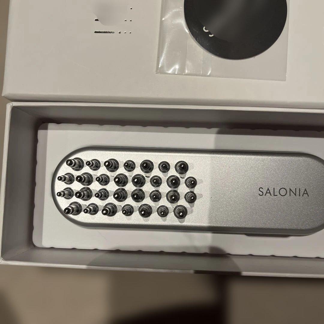 【SALONIA】美顔器 シルバー