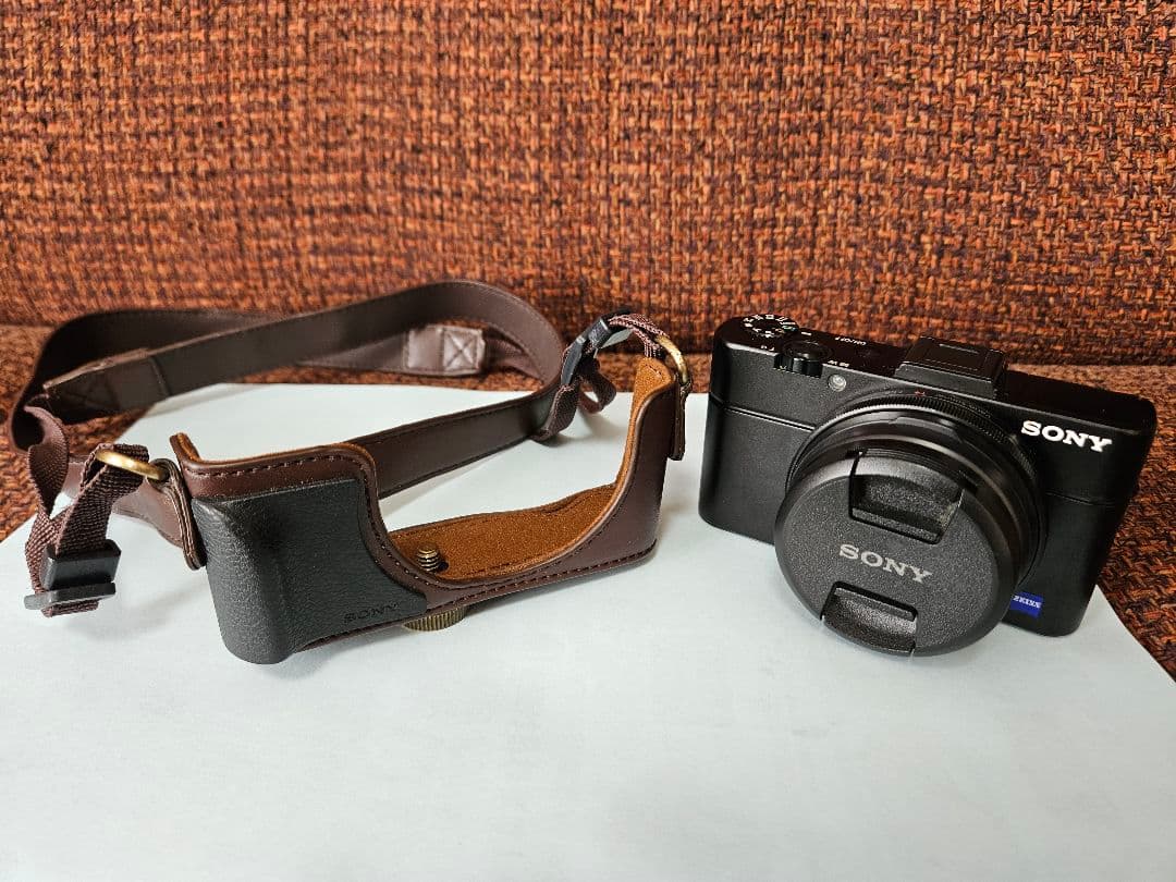Sony RX100 II コンパクトデジタルカメラ　DSC-RX100M2