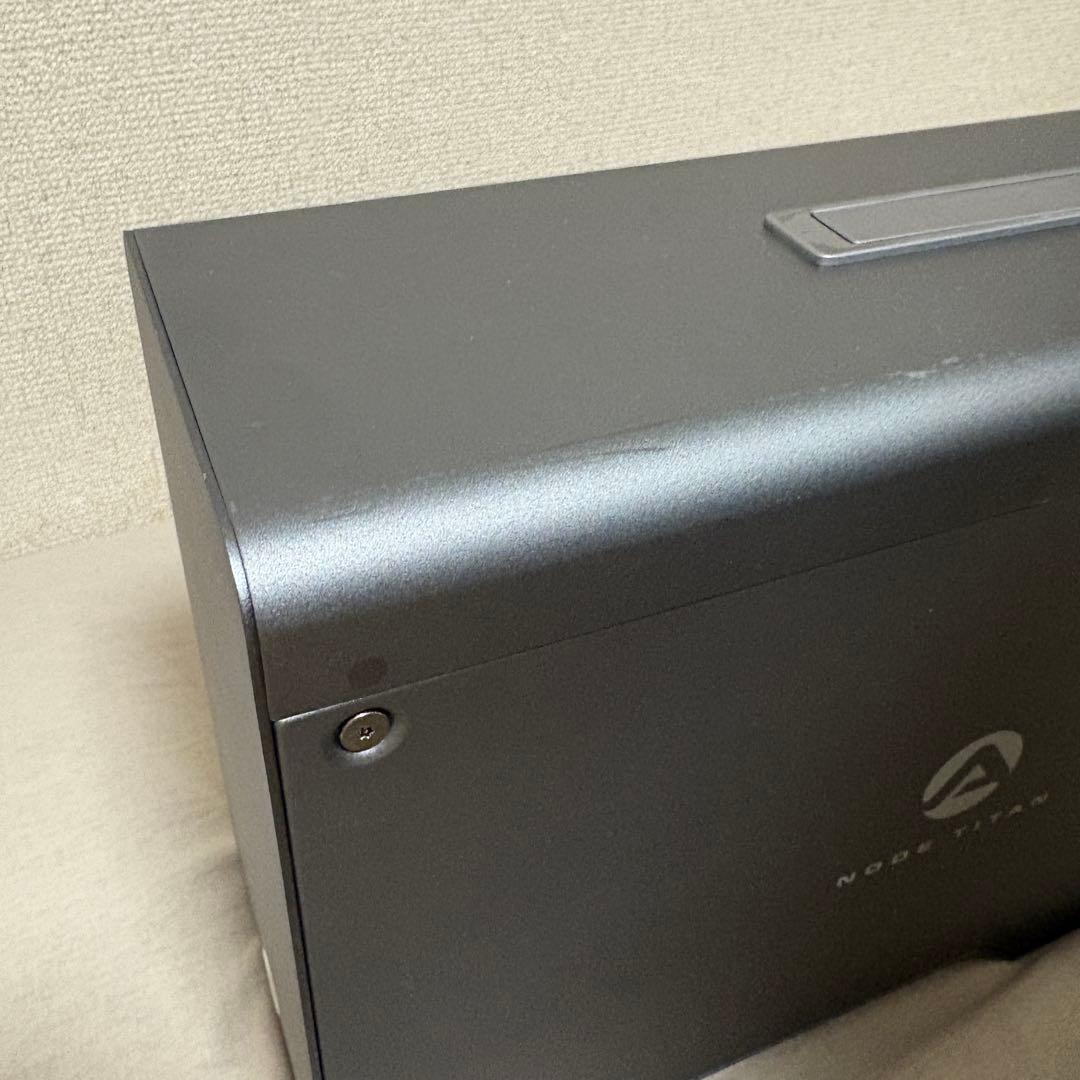 eGPU AKiTiO Node Titan GPU　外付けGPU
