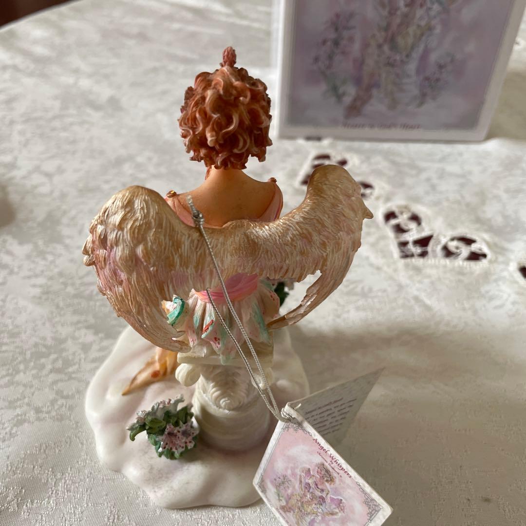 天使の置物 陶器製 Angel Whispers.