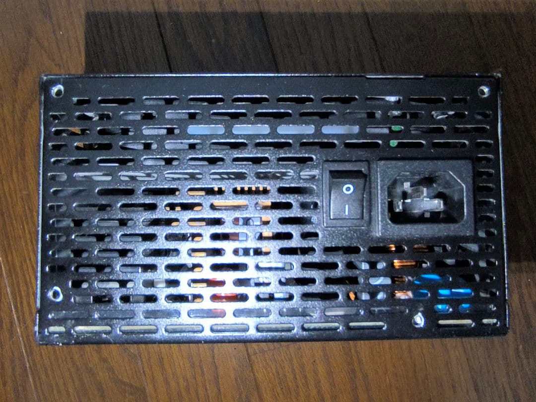 Thermaltake Toughpower iRGB PLUS 850w 1点