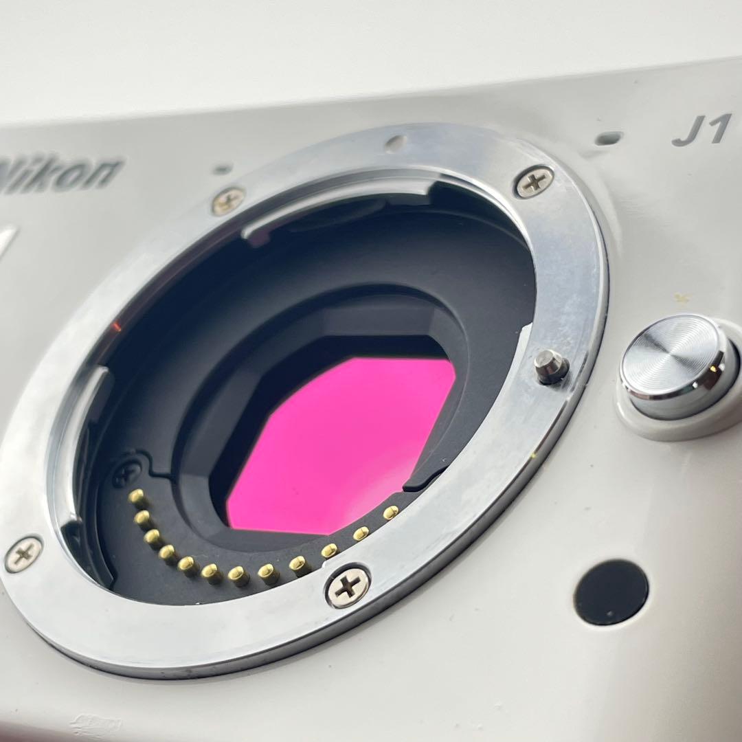 【本日限定価格】Nikon1 J1ホワイト レンズキット