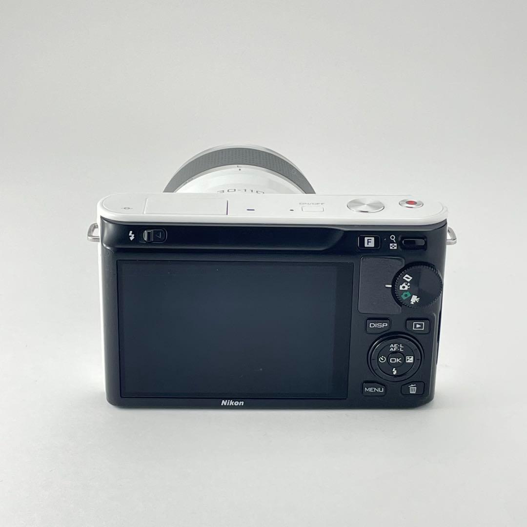 【本日限定価格】Nikon1 J1ホワイト レンズキット