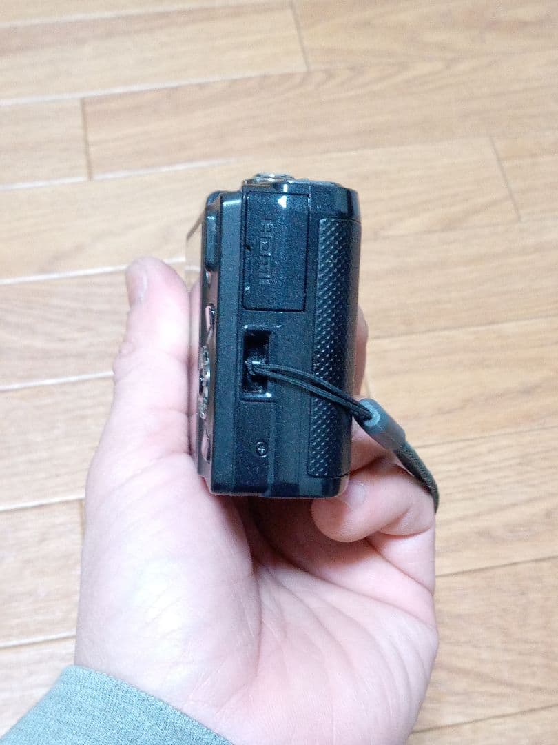 美品 OLYMPUS デジカメ SZ-20 ブラック