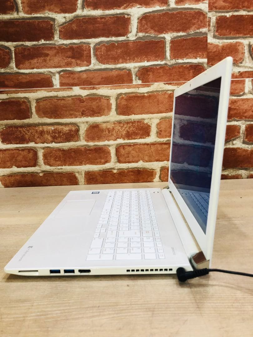 F1023⭐️dynabook⭐️東芝　PTE5DWP-RJA Windows10