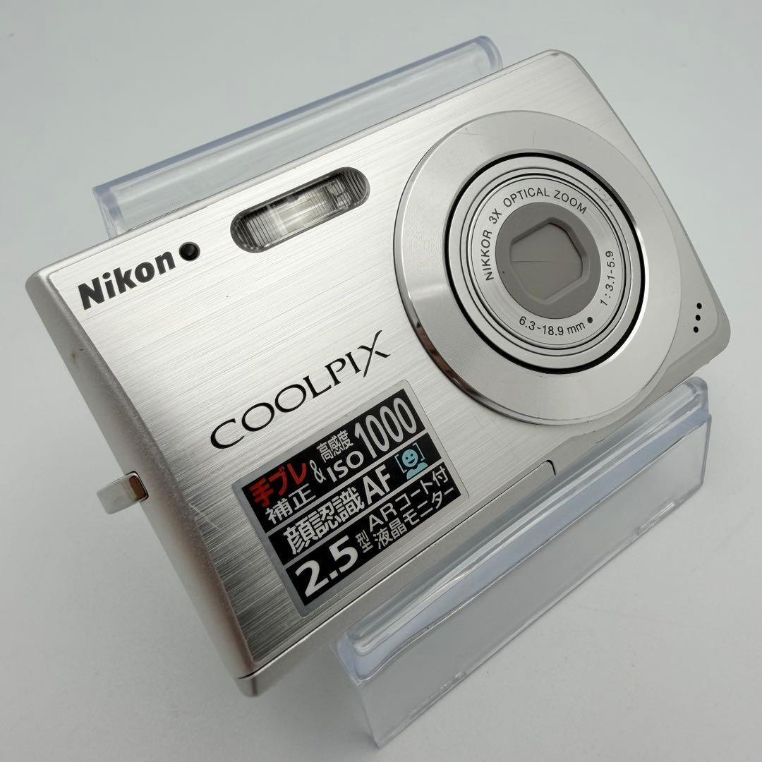 【スマホ転送OK】Nikon COOLPIX S200 コンデジ シルバー