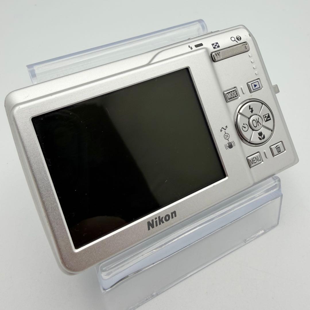 【スマホ転送OK】Nikon COOLPIX S200 コンデジ シルバー