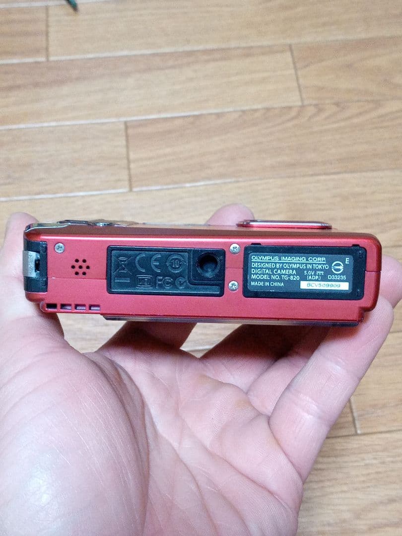 中古　OLYMPUS オリンパス Tough TG-820　タフ TG820