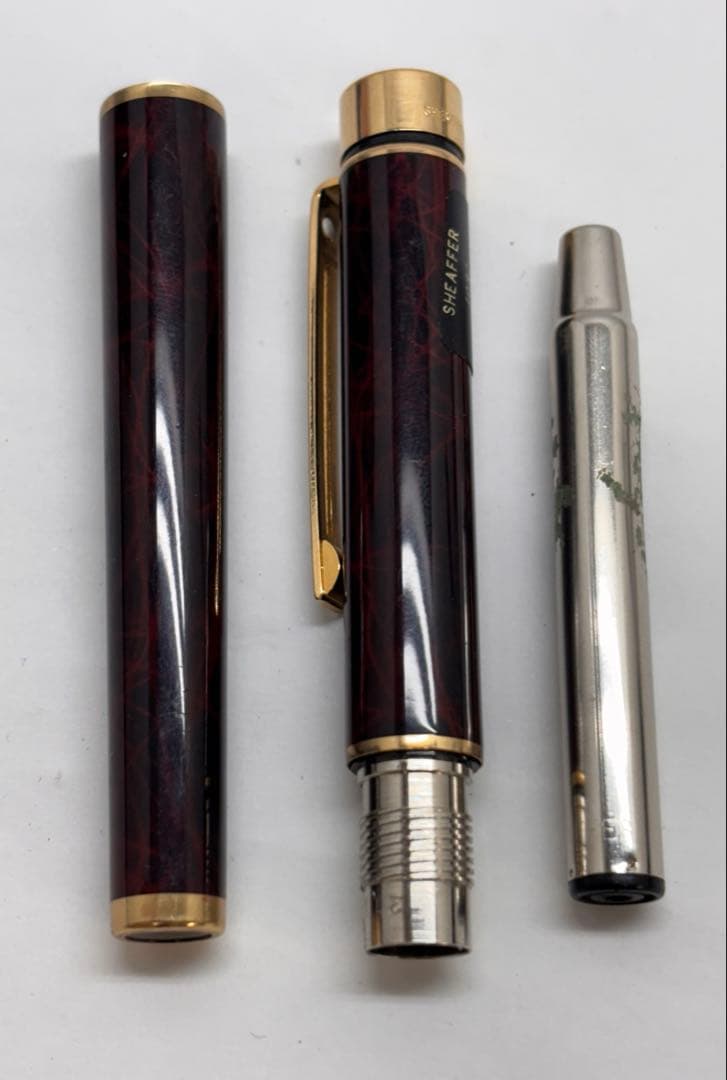 ①SHEAFFER 万年筆　１４ｋ　585　シェーファー　USA 赤系