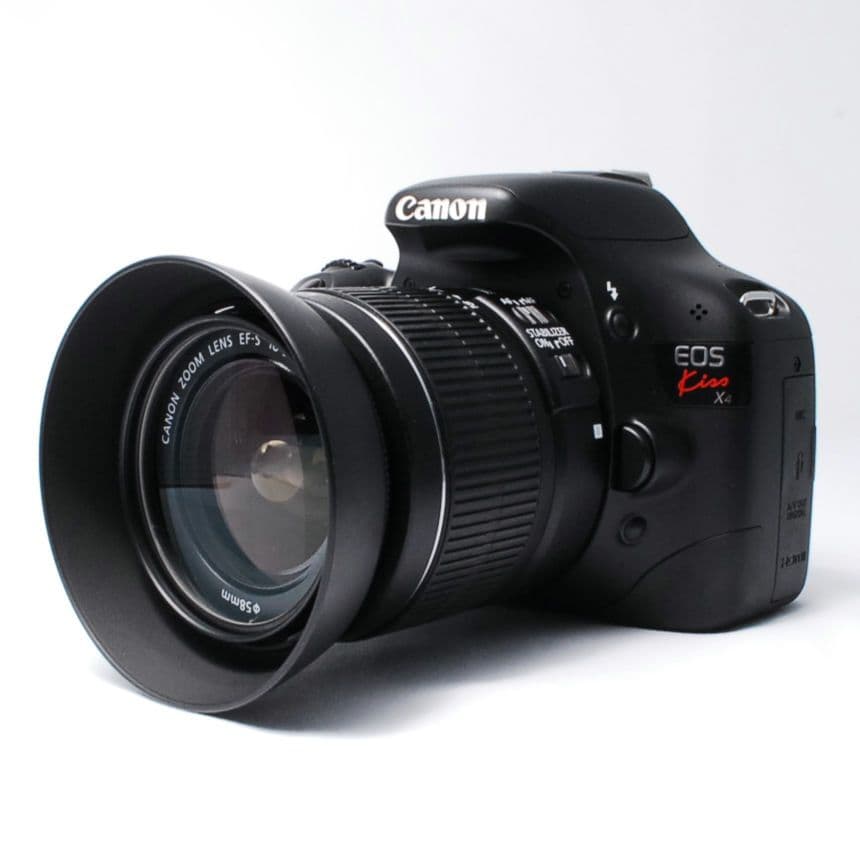②C Canon EOS Kiss x4 標準レンズセット フード付き