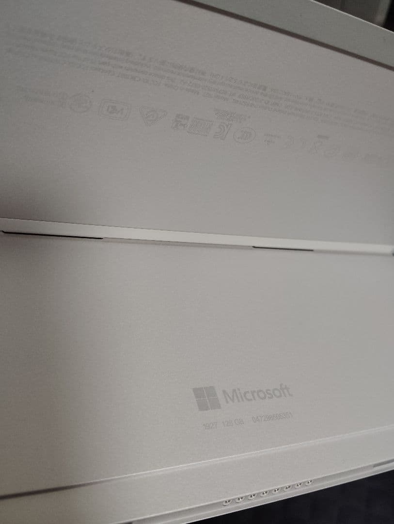 Surface Go2 LTE メモリ8GB/SSD128GB