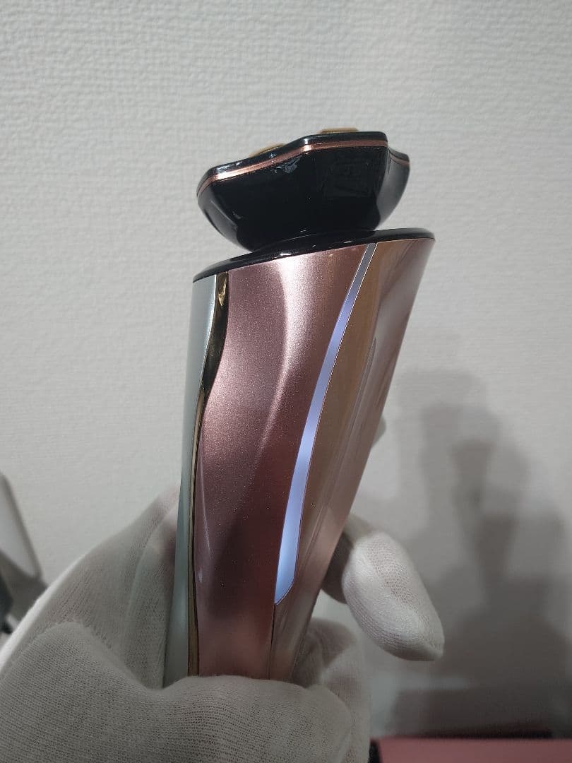 超美品　ARTISTIC & CO.　ドクターアリーヴォ Zeus 2 美顔器