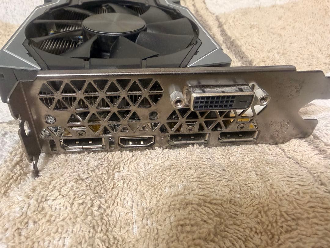 【グラボ】ZOTAC GTX 1060 GDDR5 6GB
