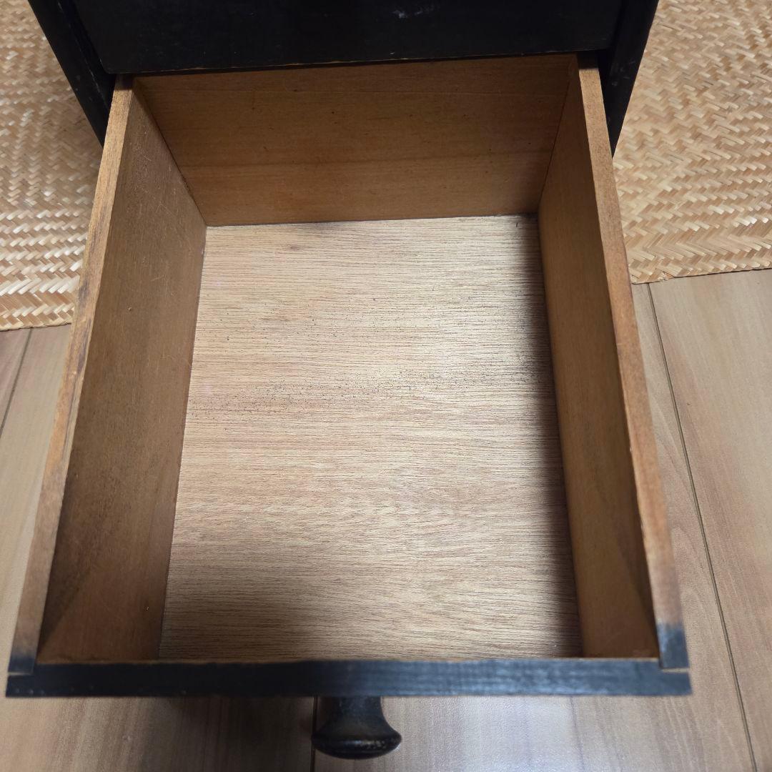 古い木製の小引出し 木製 ドロワー チェスト 古家具 5杯 黒